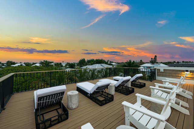 Rooftop Deck - Sunset Views