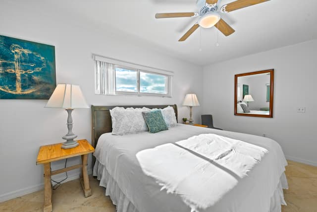 Primary Bedroom, King