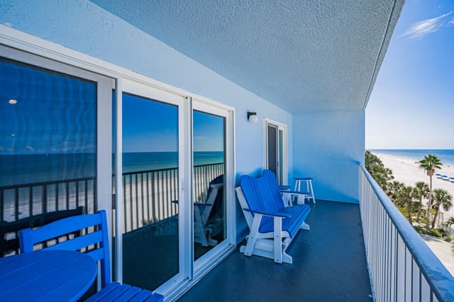 JC Resorts Sand Dollar 403 Balcony Indian Shores-7(2048 Pixels)6