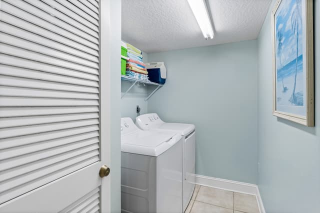JC Resorts Sand Dollar 403 Laundry Indian Shores-1(2048 Pixels)26