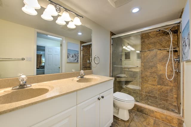 JC Resorts Redington Shores Sea Oats 106 Main bathroom 1