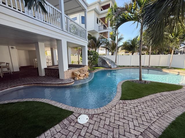 Private Pool
