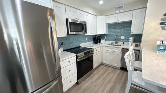 Fully equipped kitchen