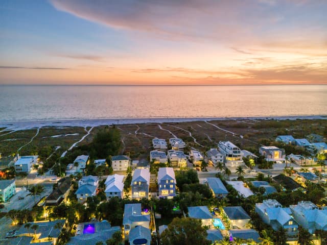 Close to Gulf beaches