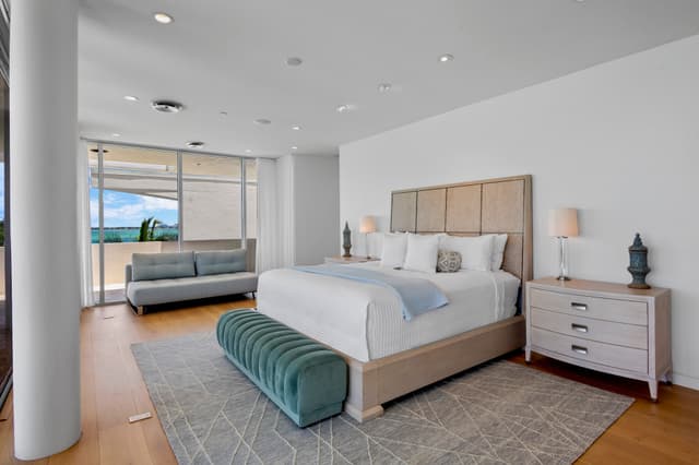 Primary Bedroom, King