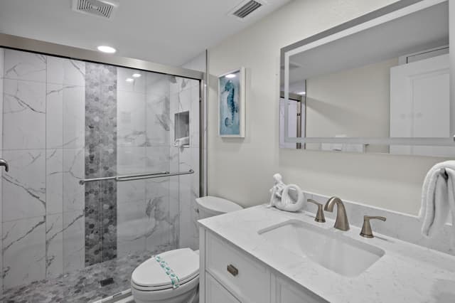 Second Bedroom, Ensuite Bathroom
