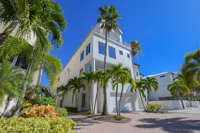 Changing Channels by Siesta Key Luxury Rental Properties