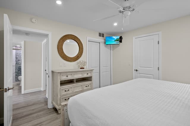 Primary Bedroom, King bed and TV