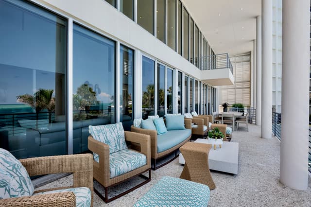 Main Balcony, Lounge Area