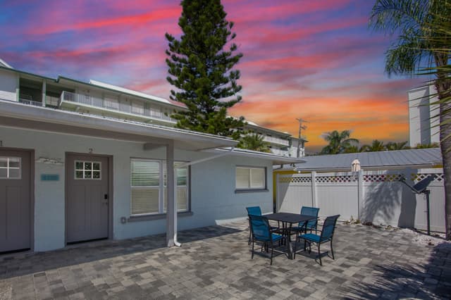 Main Entrance with Outdoor Dining