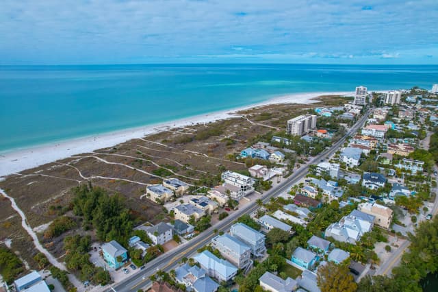 Prime Location Near the Beach