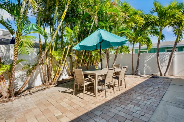 Dos Casitas Retreat by Siesta Key Luxury Rental Properties