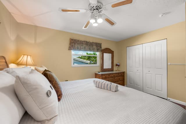 Primary Bedroom - King