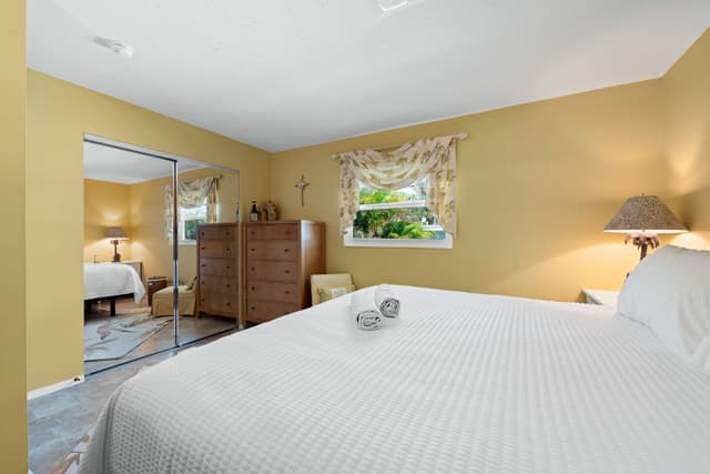 Primary Bedroom, King