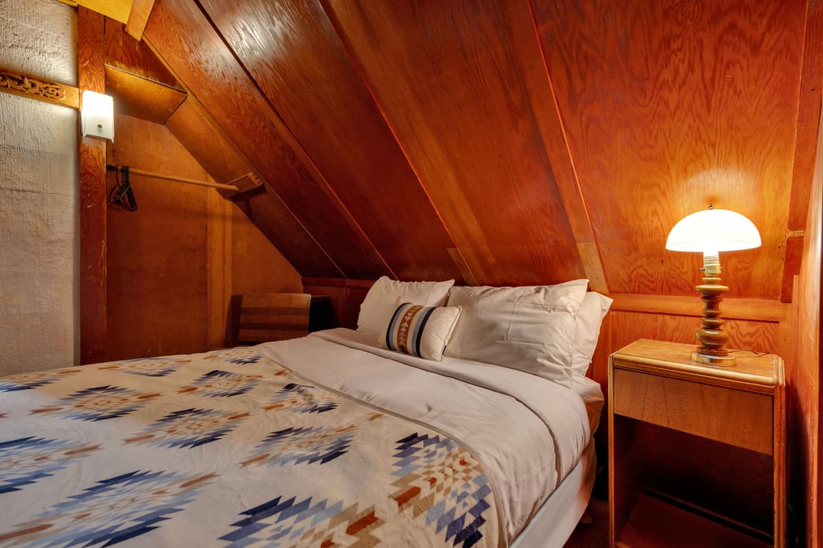 Berghuttlein Getaway - Cozy family alpine retreat with creek access — photo 35