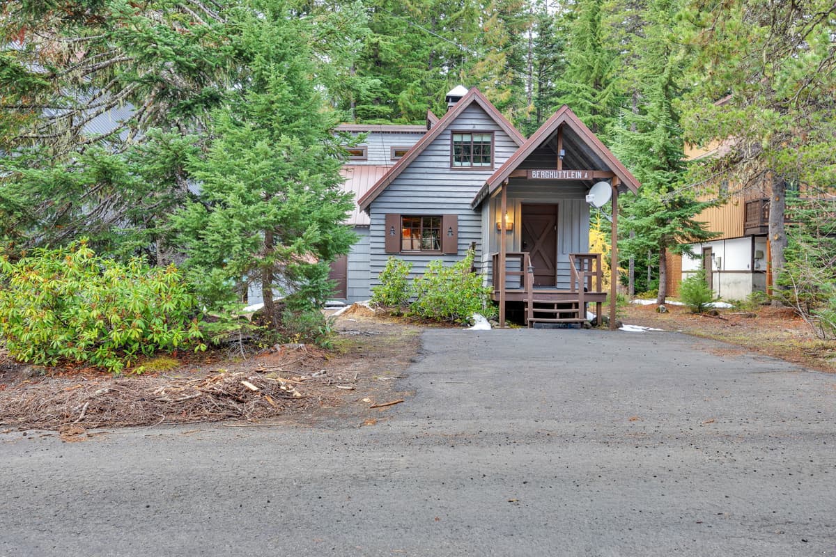 Berghuttlein Getaway - Cozy family alpine retreat with creek access — photo 47