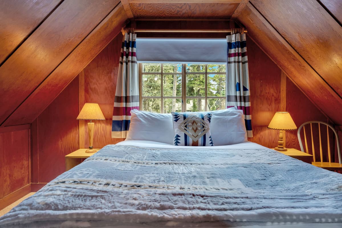 Berghuttlein Getaway - Cozy family alpine retreat with creek access — photo 37