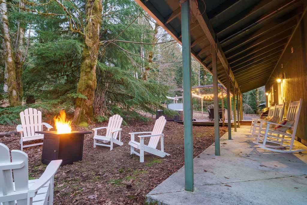 Chateau Relaxeau: Game Room Hot Tub Pet Friendly — photo 27