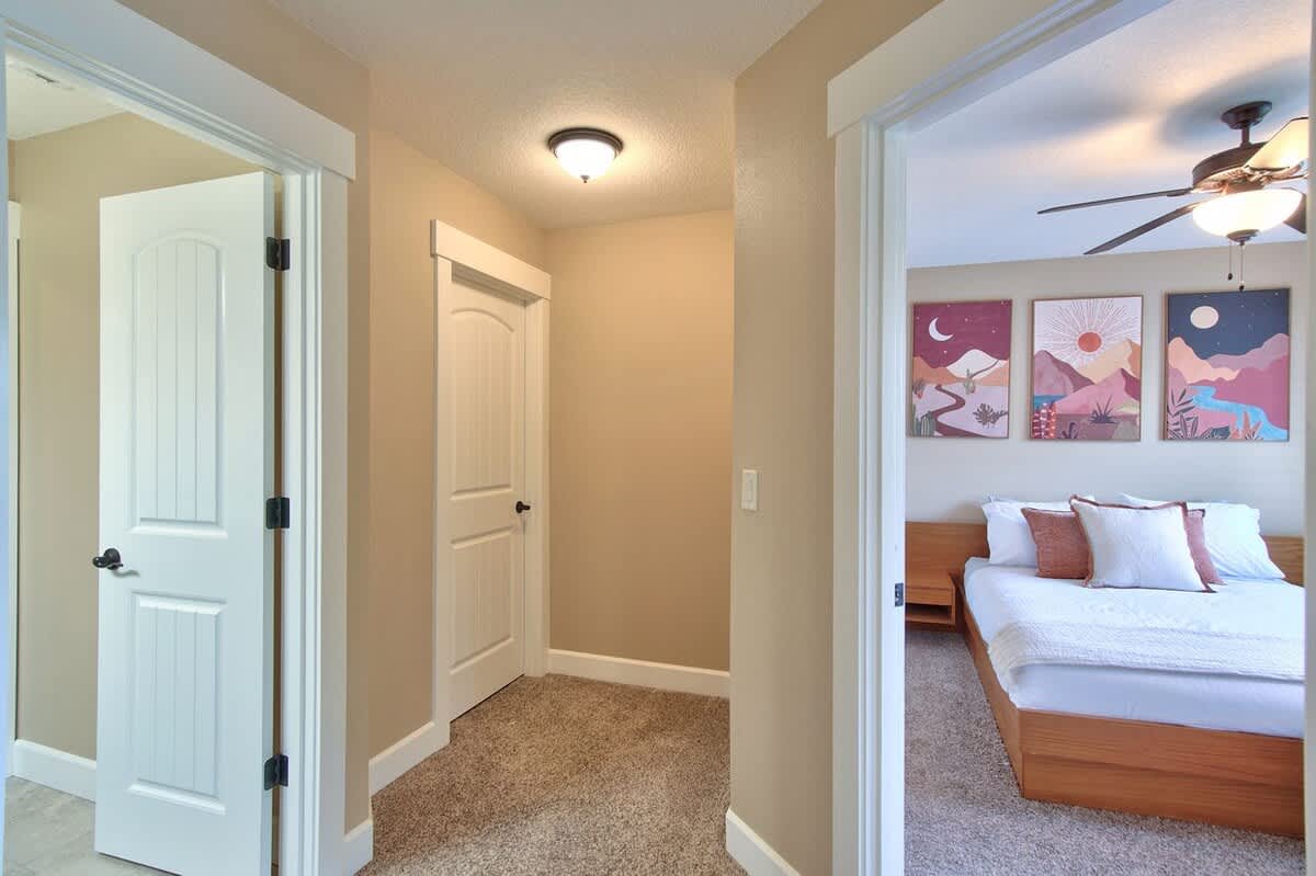 Creekside Hideaway - Wine Country by 3rd St — photo 32