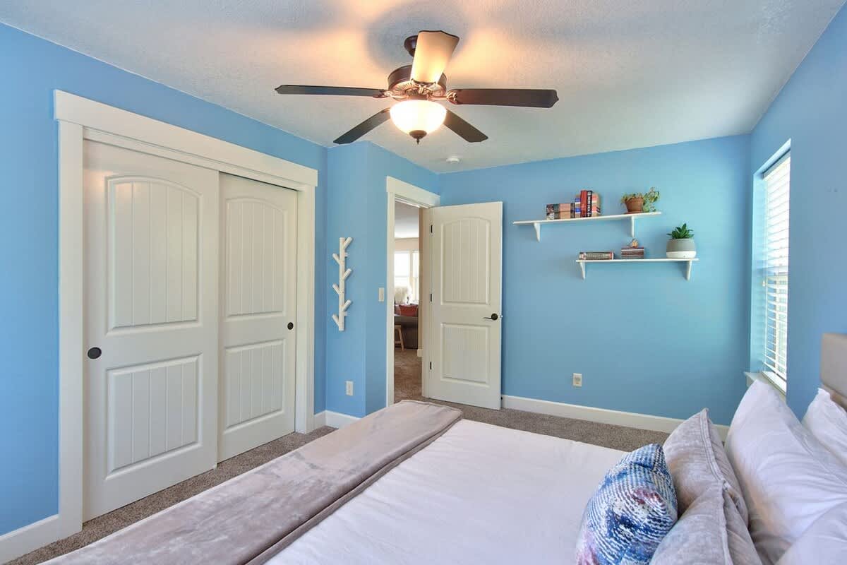 Creekside Hideaway - Wine Country by 3rd St — photo 37