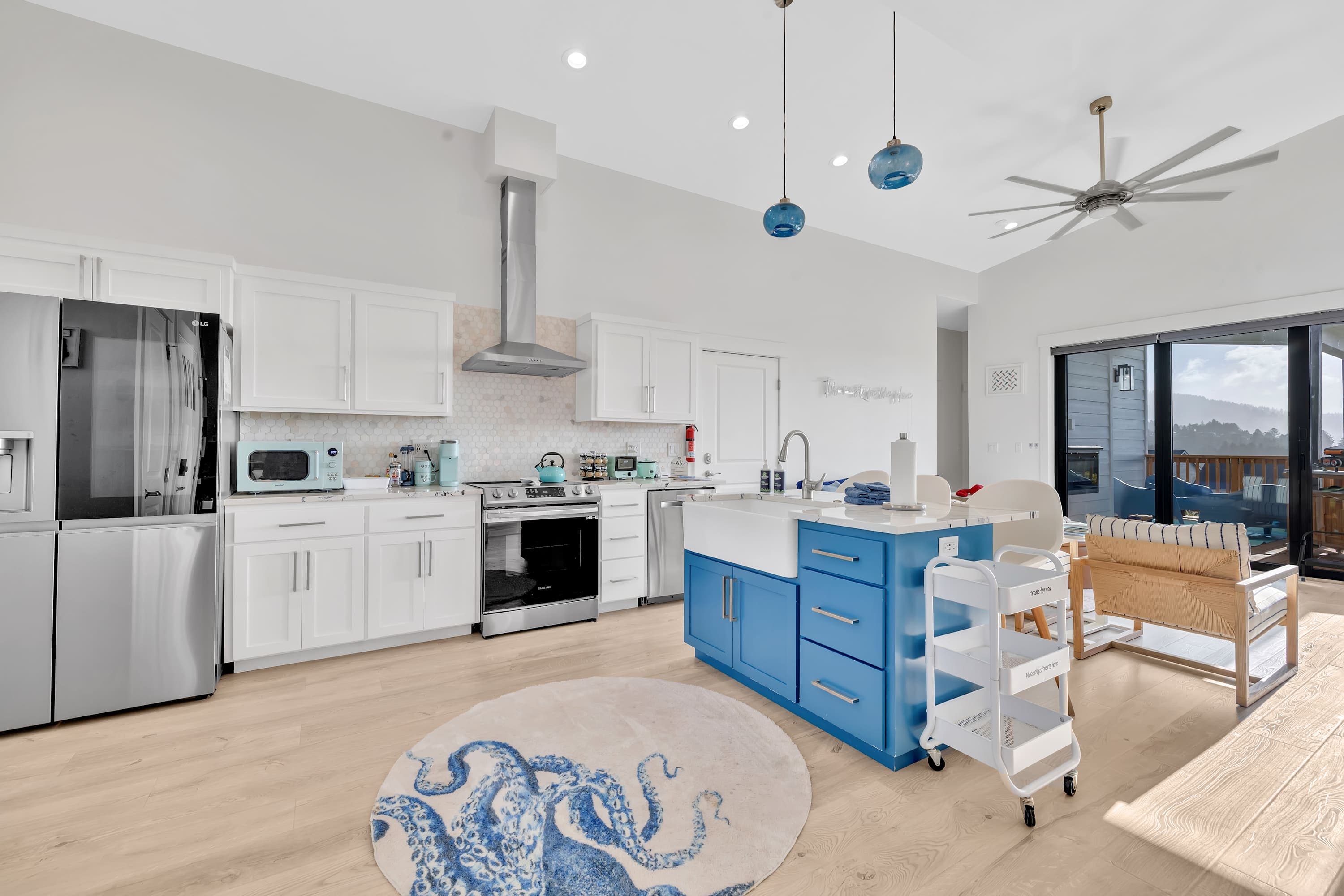 Deja View - Luxury ocean view retreat | BBQ — photo 3