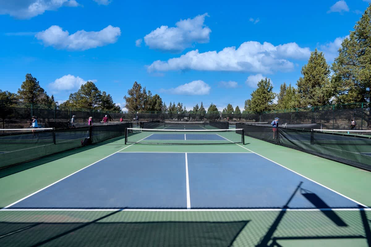 Desert Sky Daydream: Eagle Crest Golf Resort + EV — photo 47