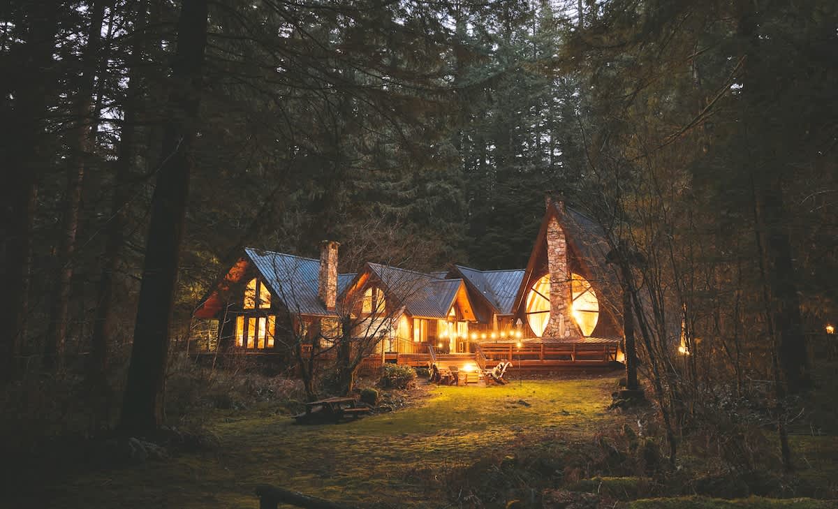 Forrest Lodge Large Private Luxury w Hot Tub — photo 3