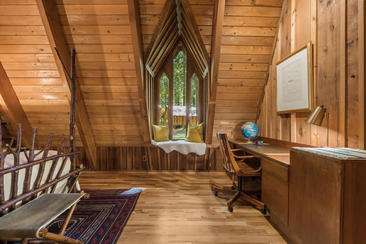 Forrest Lodge Luxe with Hot Tub & Sauna — photo 55