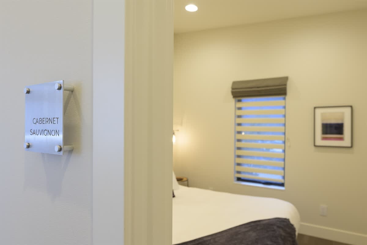 Green Acres - Serene Luxury Wine Country Retreat — photo 40