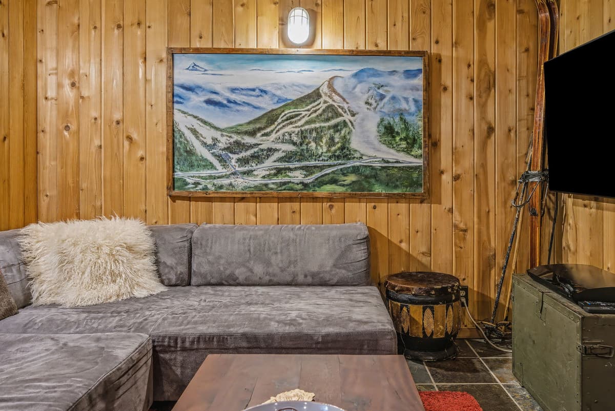Holzhutte - Mid-century alpine retreat - Hot tub — photo 36