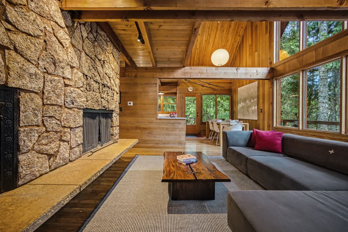 Holzhutte - Mid-century alpine retreat - Hot tub — photo 11