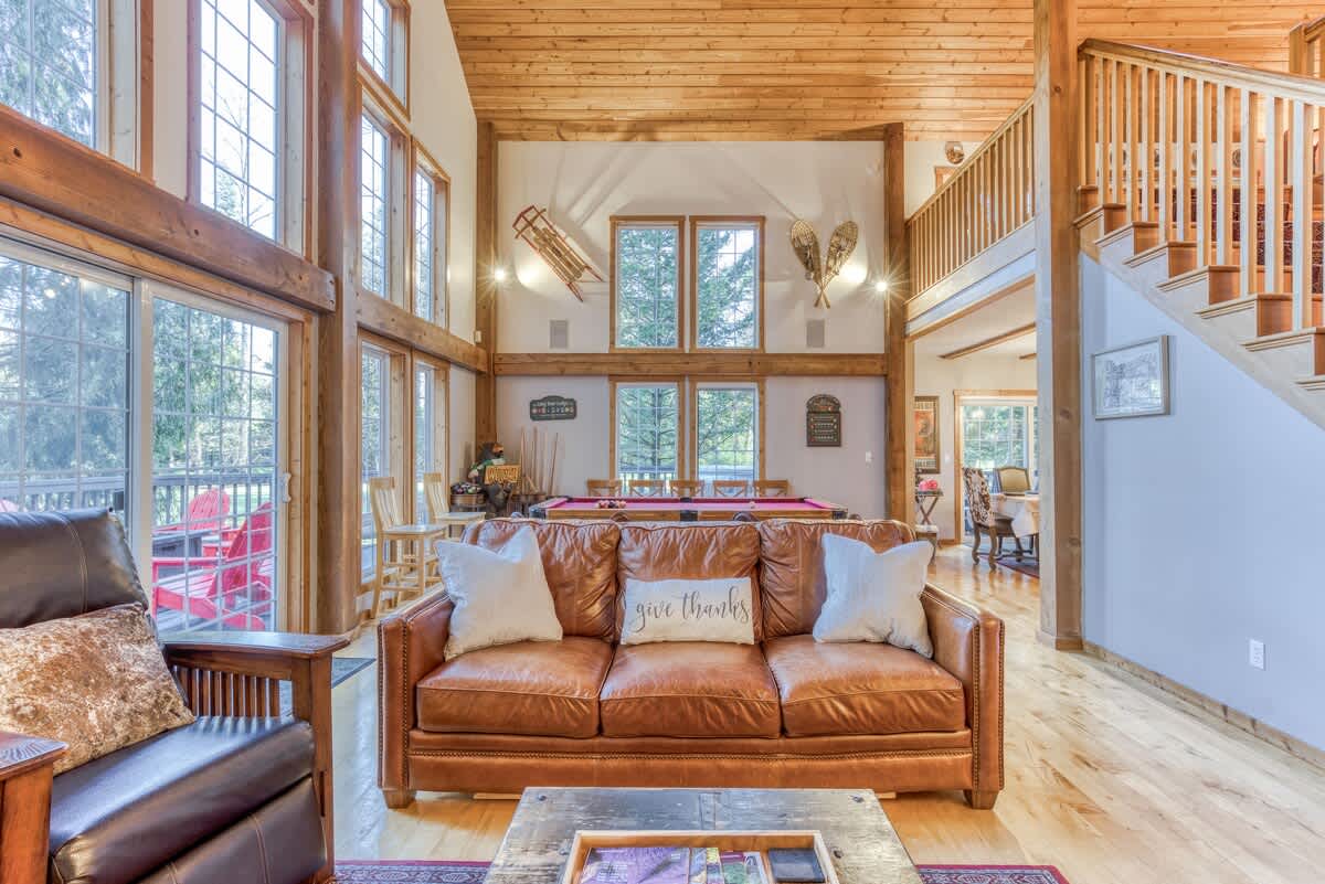 Lazy Bear Lodge: Hot Tub, Game Room & Dogs OK — photo 11