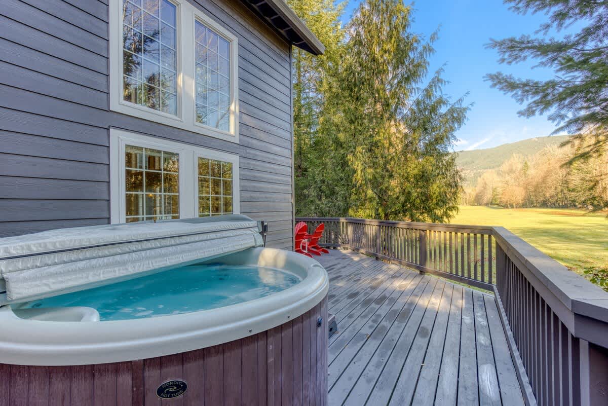 Lazy Bear Lodge: Hot Tub, Game Room & Dogs OK — photo 4