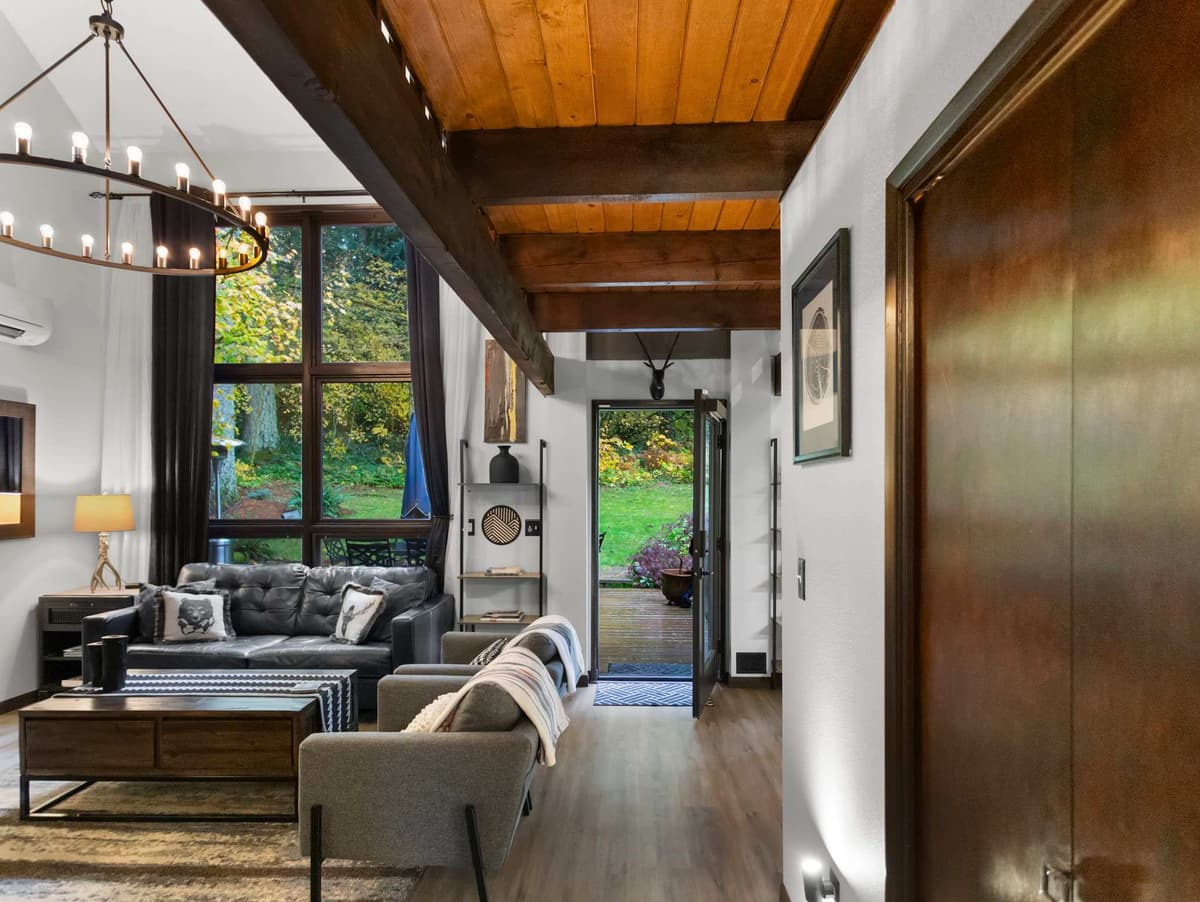 Lolowood Chalet - Modern Mt. Hood Forest Escape — photo 10