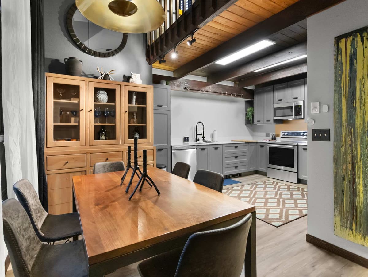 Lolowood Chalet - Modern Mt. Hood Forest Escape — photo 22