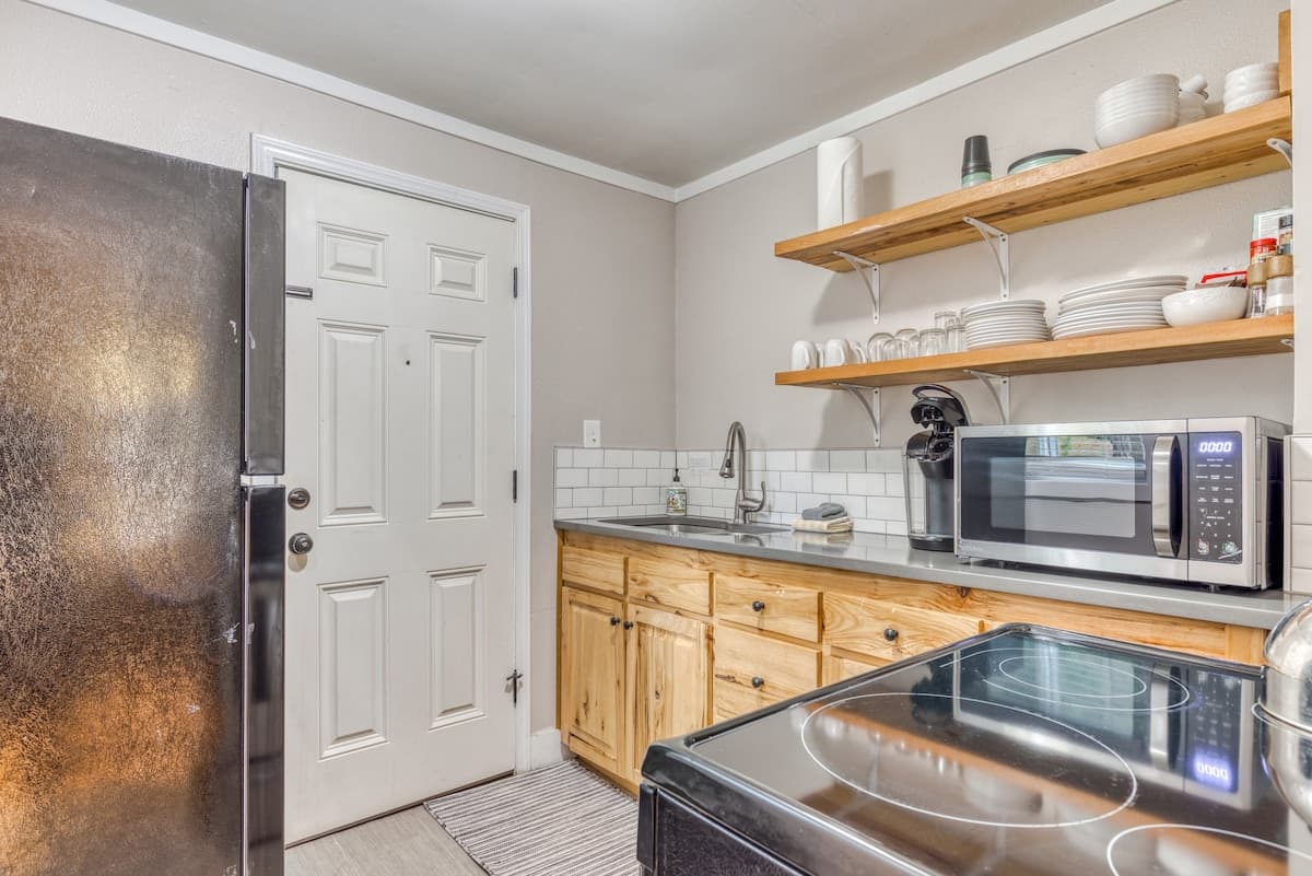 Modern Conveniences, Rustic Charm - Mt Air Unit 12 — photo 17