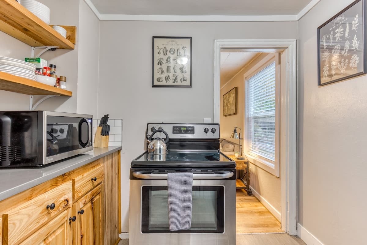 Modern Conveniences, Rustic Charm - Mt Air Unit 12 — photo 18
