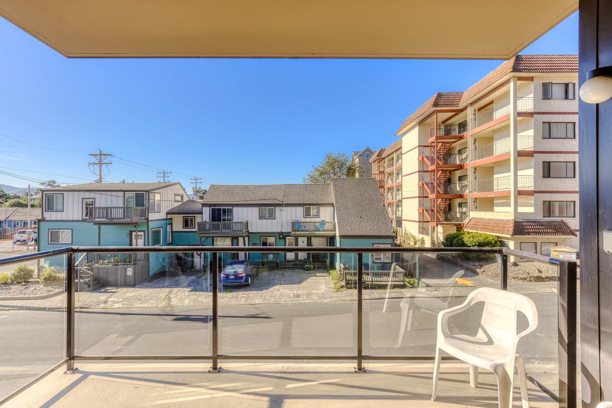 Sand & Sea (114) Bilberry - Retro Beachfront Building — photo 20