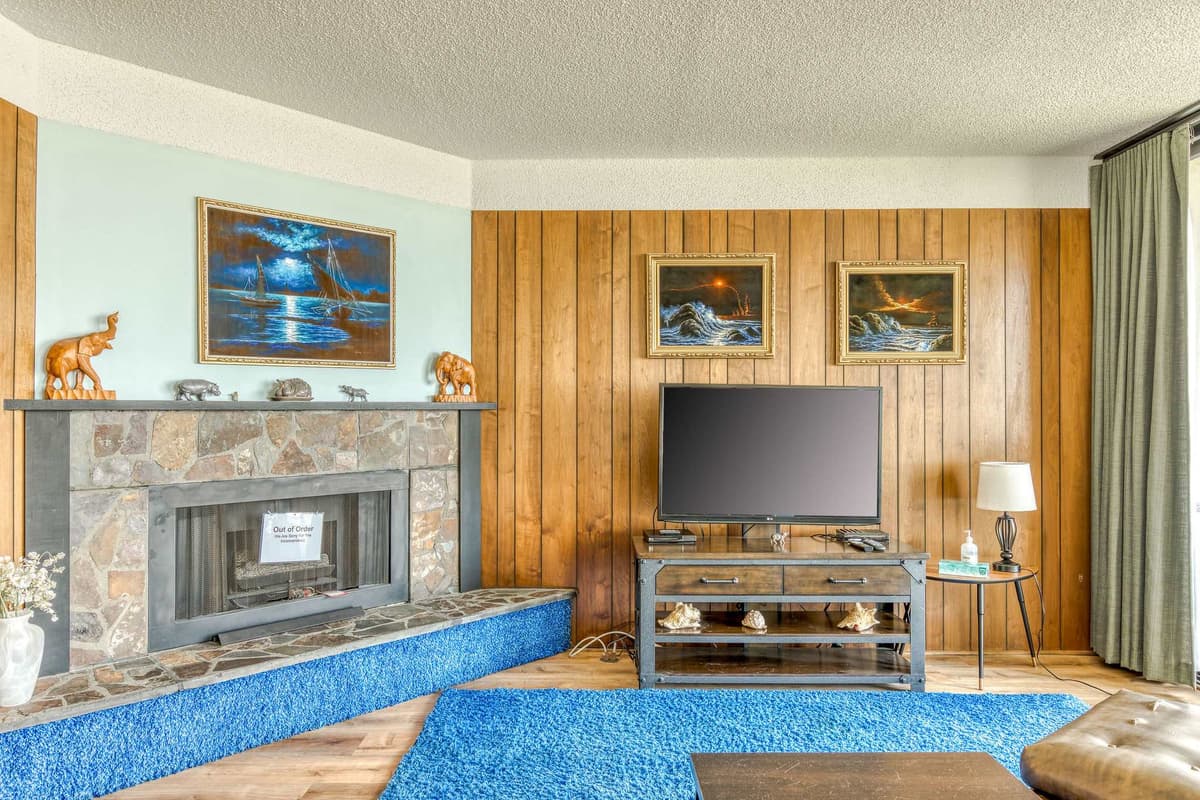 Sand & Sea (304) Retro Chic - Beachfront Retreat — photo 6