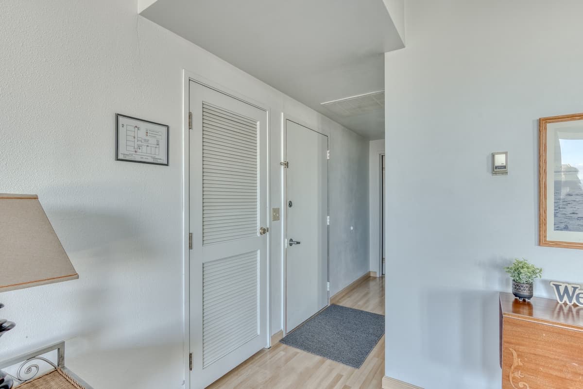 Sand & Sea (410) Seaside Escape: OceanFront w Pool & Sauna — photo 19