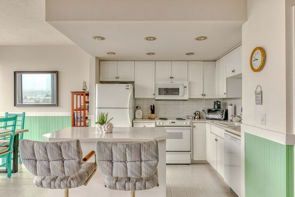 Sand & Sea (512) Oceanside Relax - Ocean View — photo 11