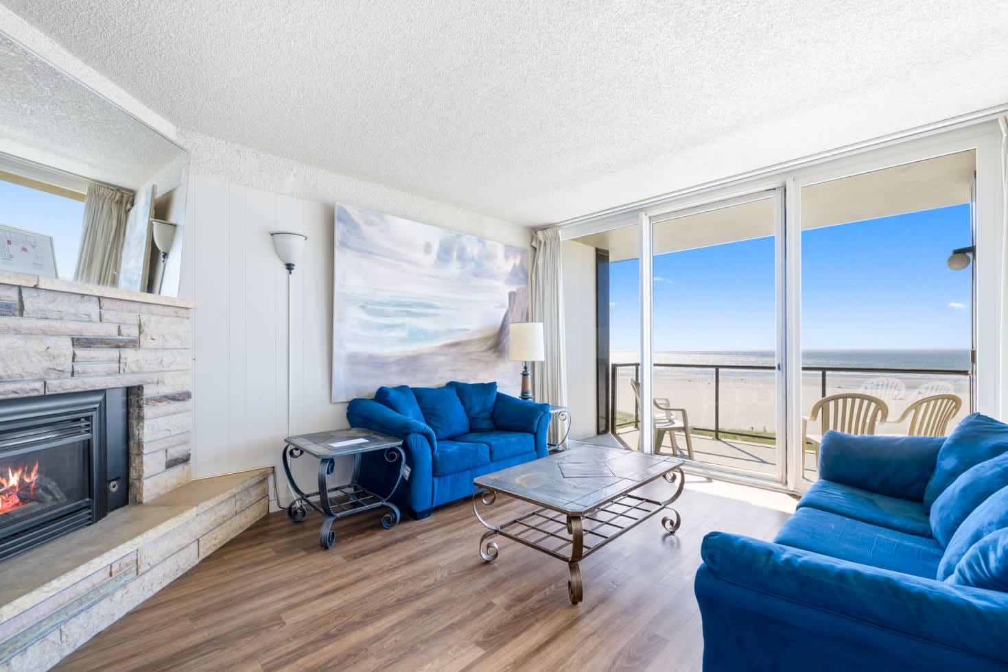 Sand & Sea (602) Beach Palette-Artsy Beachfront Dog Friendly — photo 1