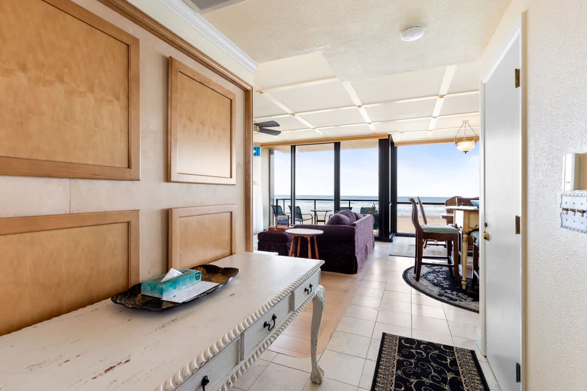 Sand & Sea (608) Penthouse Paradise: Spacious Top Floor Oceanfront — photo 21