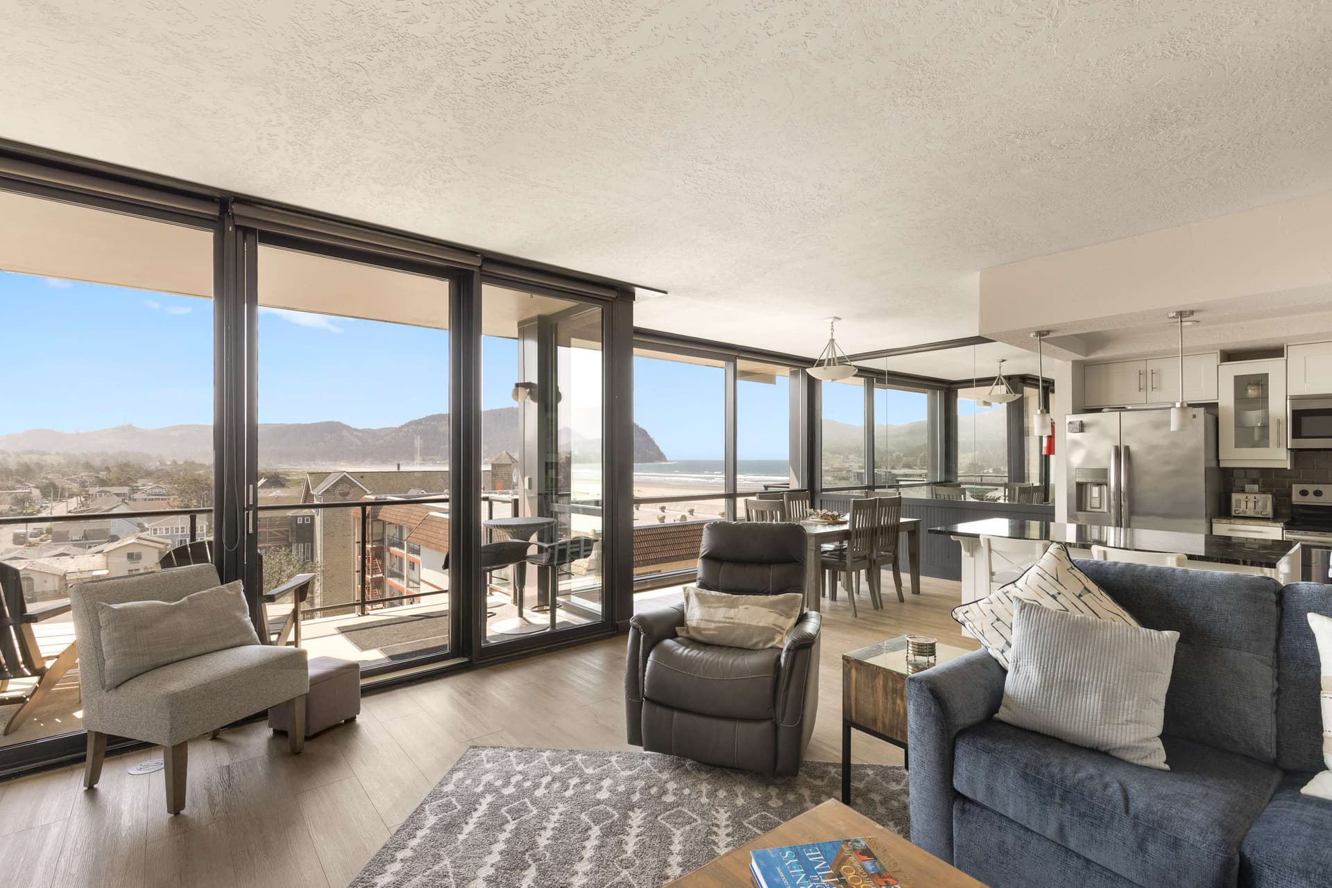 Sand & Sea (614) Tillamook Vista – Top-Floor Lux — photo 4