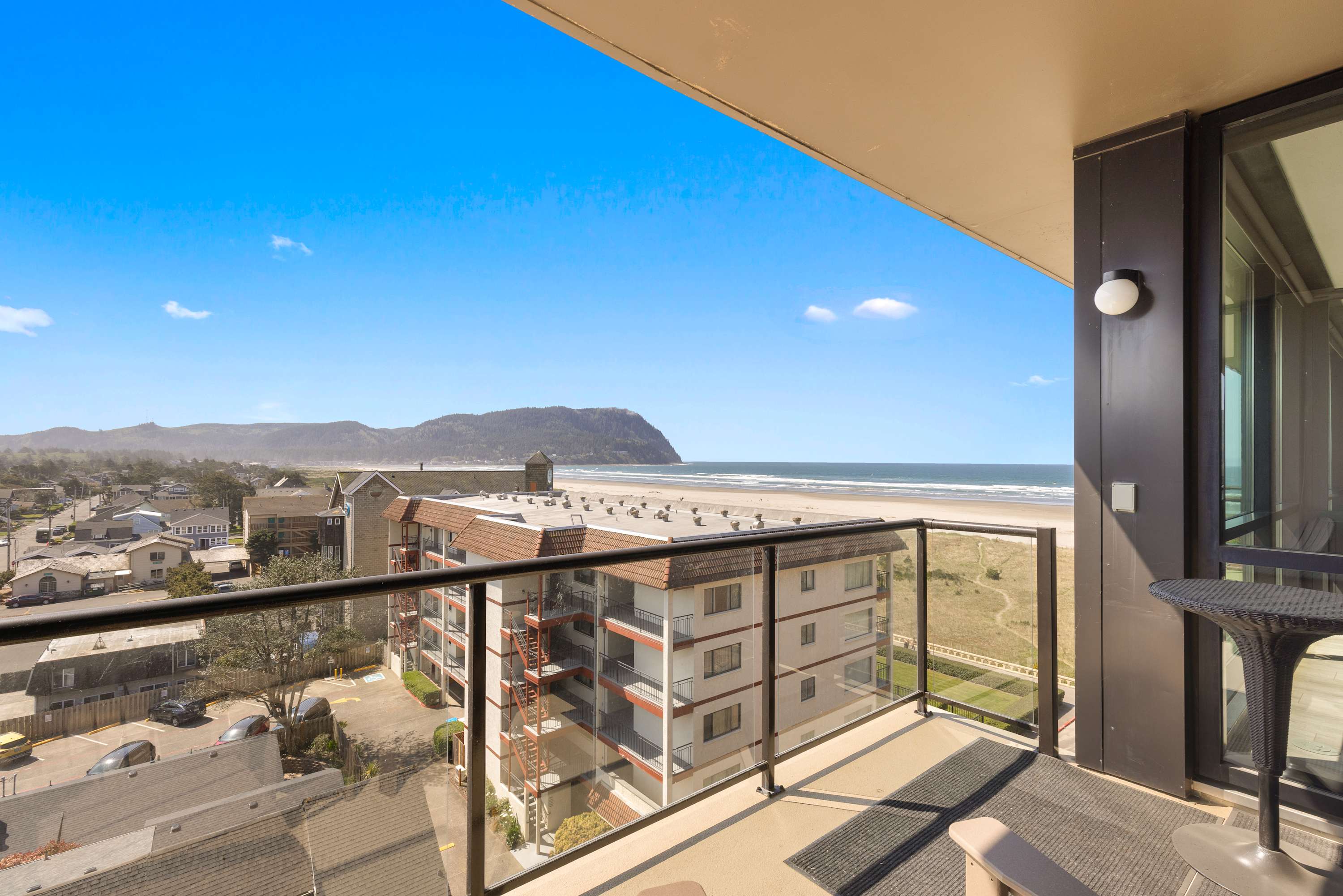 Sand & Sea (614) Tillamook Vista – Top-Floor Lux — photo 4