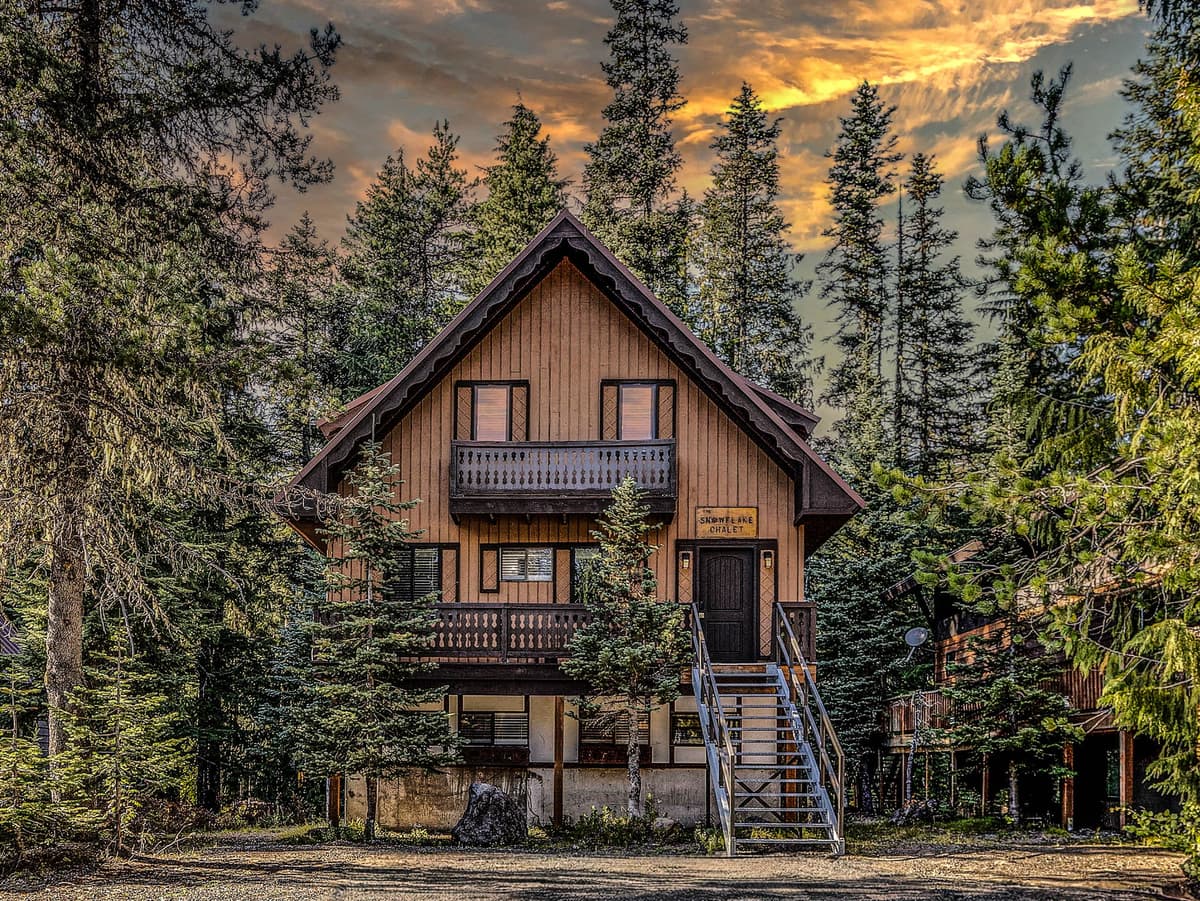 Snowflake Chalet -Govy Chalet Steps to Glade Trail — photo 48