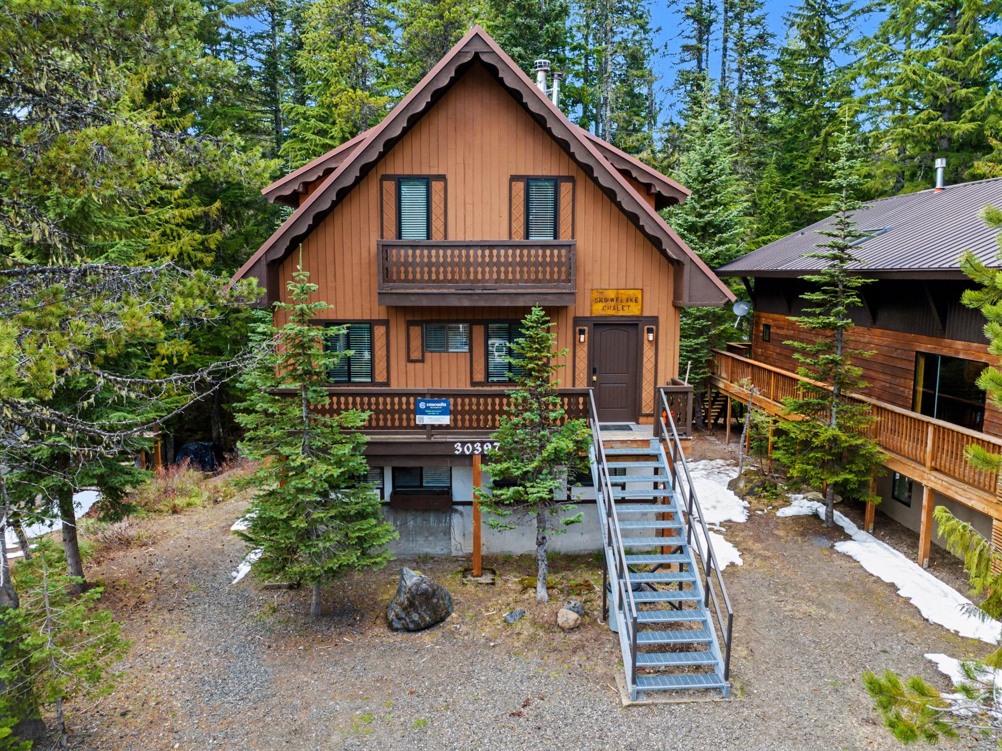 Snowflake Chalet -Govy Chalet Steps to Glade Trail — photo 1