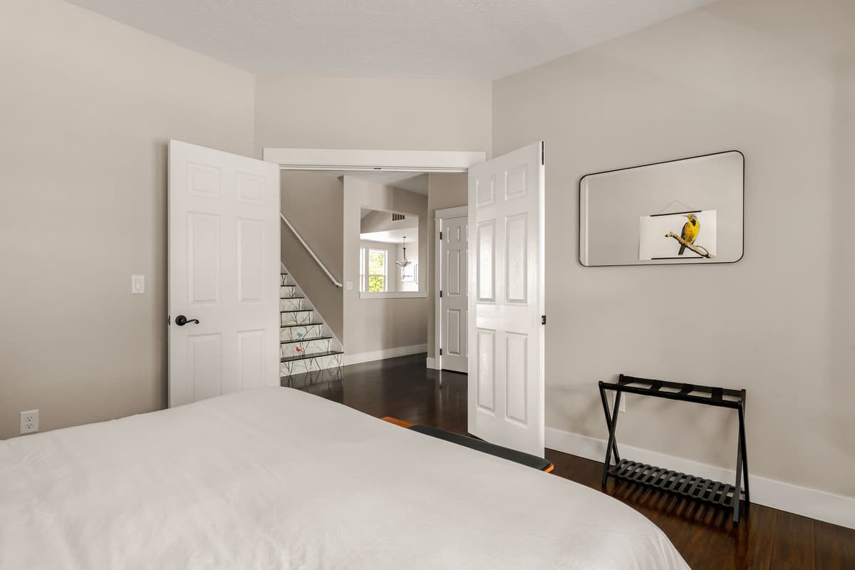The Perch - Eola Hills Pet Friendly w Hot tub — photo 14