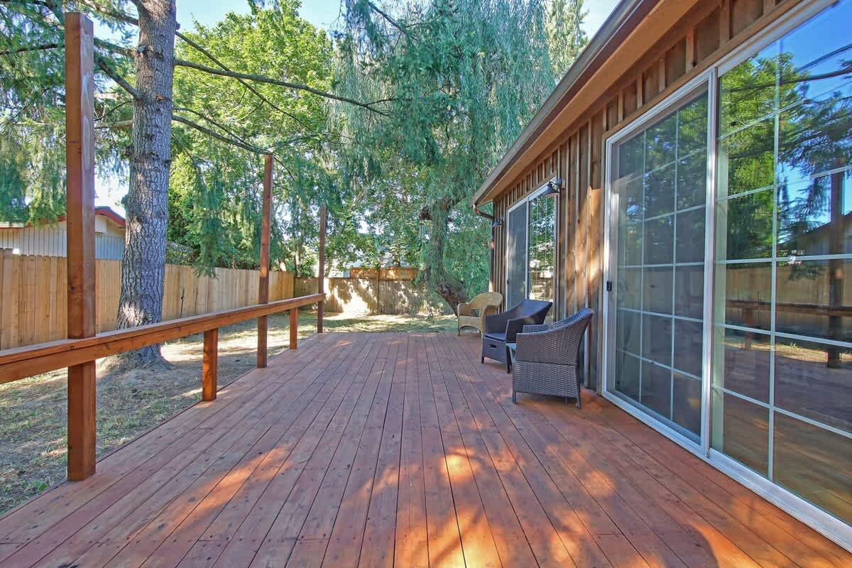 Upcycled Oasis - McMinnville Couple Monthly Stay — photo 6