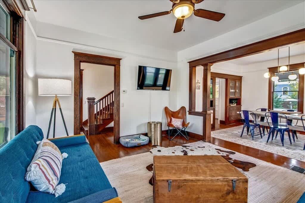 Vino e Vita Historic Pet-Friendly Home-EV Charger — photo 10